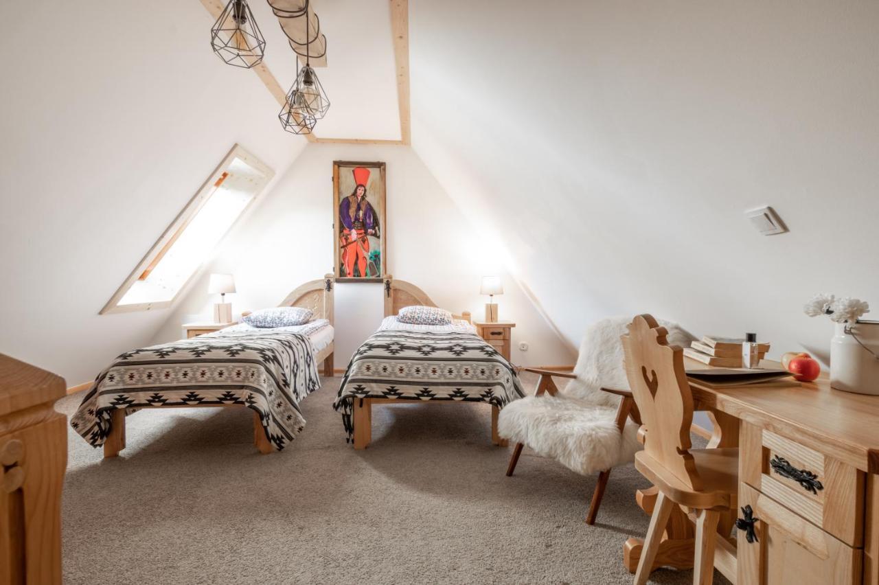 Czerwona Izba Apartment Zakopane Bagian luar foto